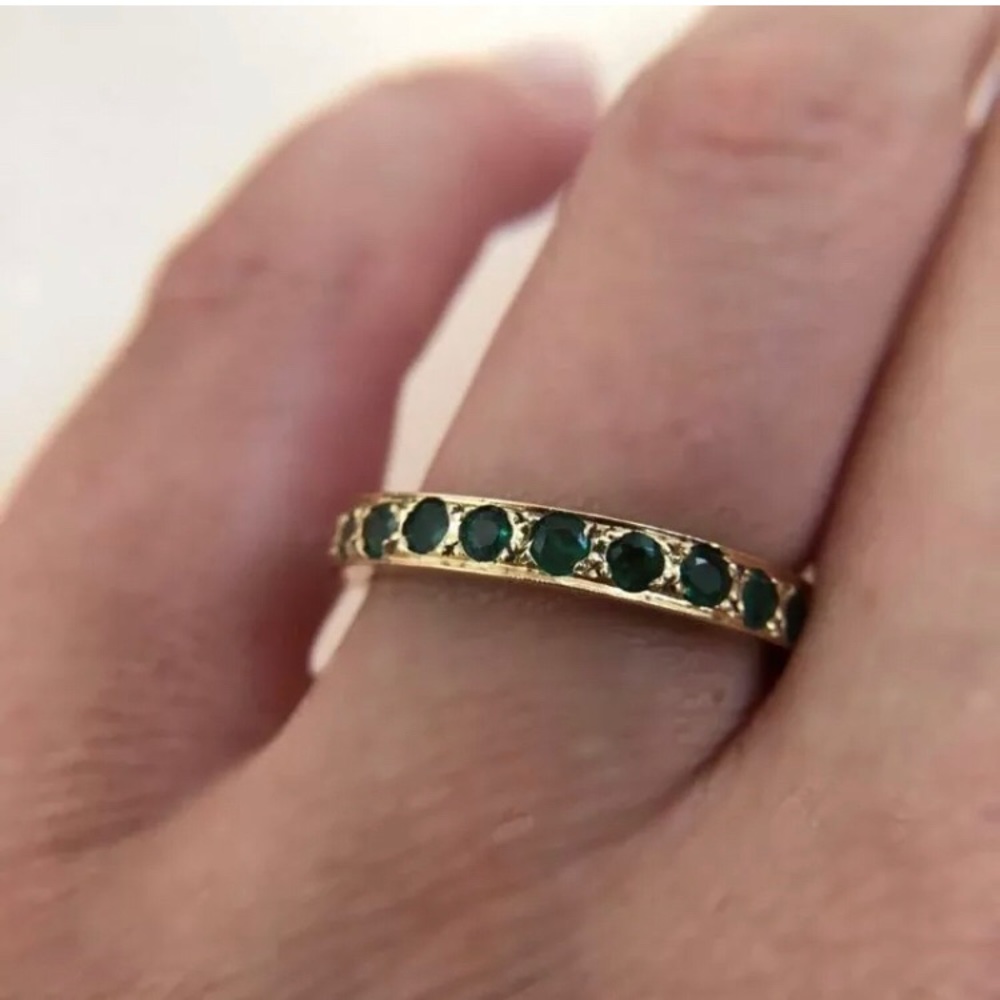 2 ct. Emerald Eternity Band